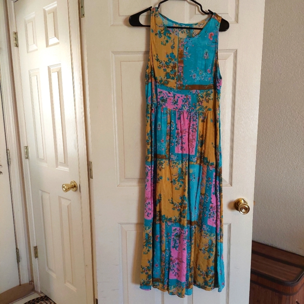 Tan,terqoise and pink dress